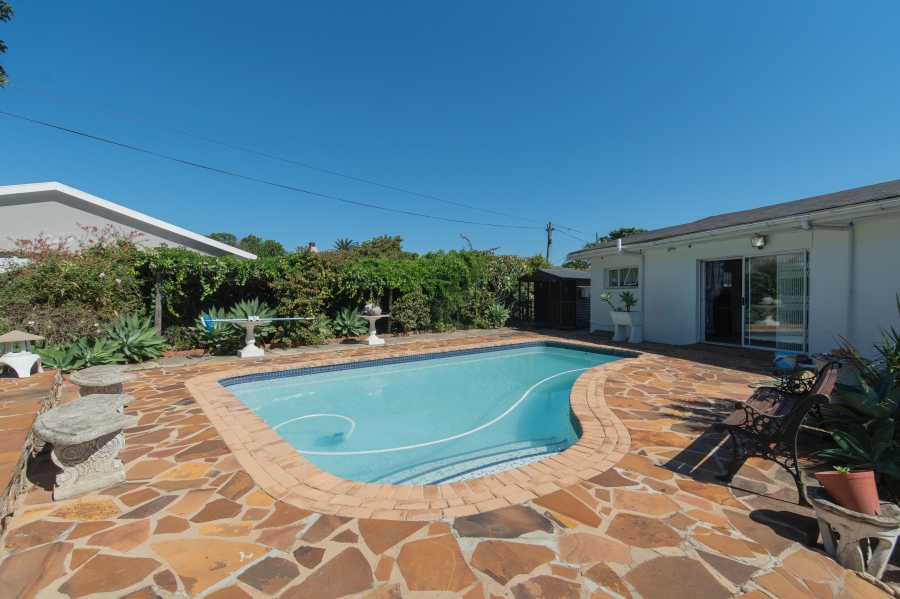 5 Bedroom Property for Sale in Framesby Eastern Cape